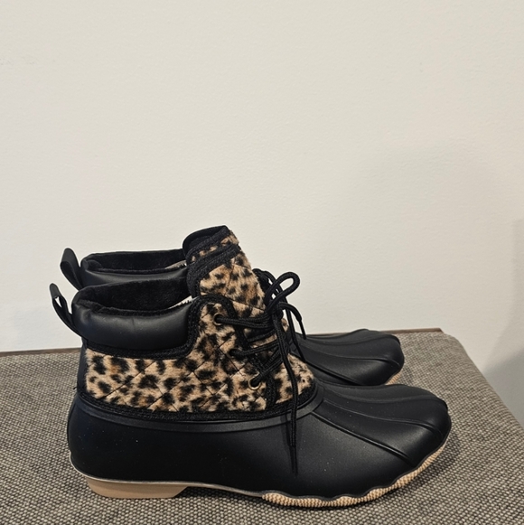 NIB Gypsy Jazz Leopard Print Black Women's Winter Boots Size--8 - Picture 8 of 8